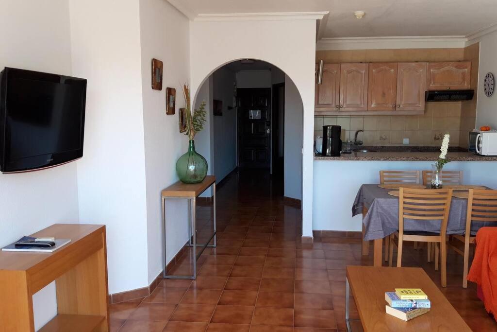 Apartment With Pool And Gardens Near The Coast San Miguel de Abona Dış mekan fotoğraf