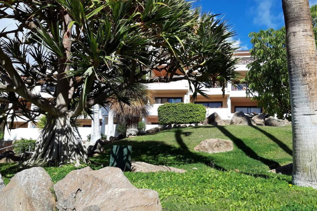 Apartment With Pool And Gardens Near The Coast San Miguel de Abona Dış mekan fotoğraf