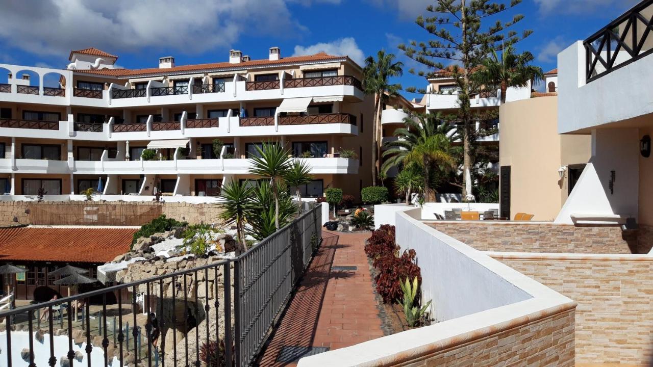 Apartment With Pool And Gardens Near The Coast San Miguel de Abona Dış mekan fotoğraf