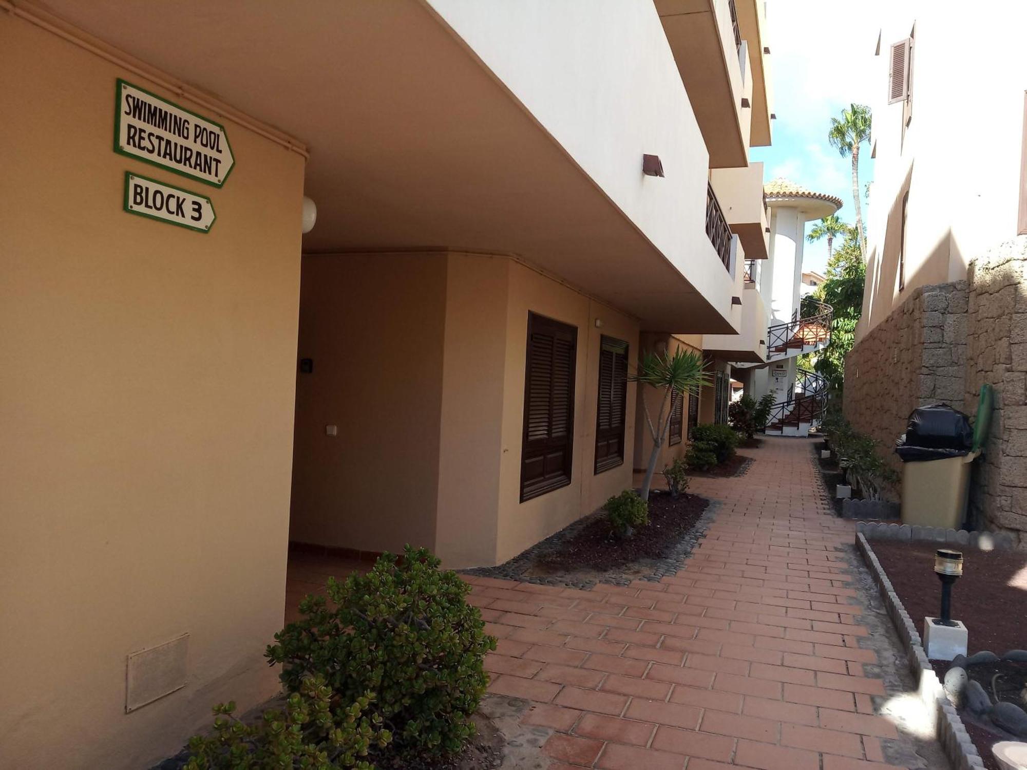 Apartment With Pool And Gardens Near The Coast San Miguel de Abona Dış mekan fotoğraf